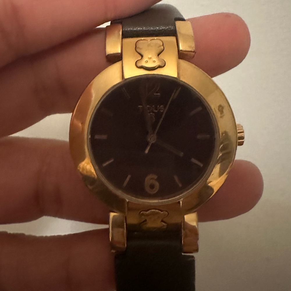Tous watch of leather coffee with gold